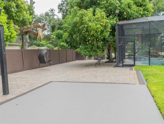 Backyard, Exterior
