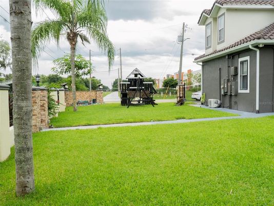 Backyard, Exterior, Playground