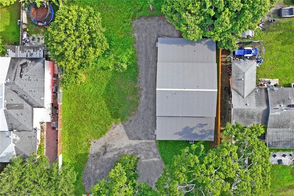 Exterior, Drone