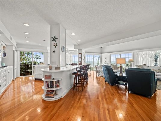 Dining room, Interior, Living room, Pendant Lights, Recessed Lighting, Wood Texture Flooring