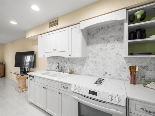 Interior, Kitchen, Recessed Lighting