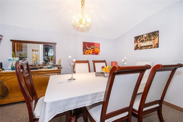 Chandelier, Dining room, Interior