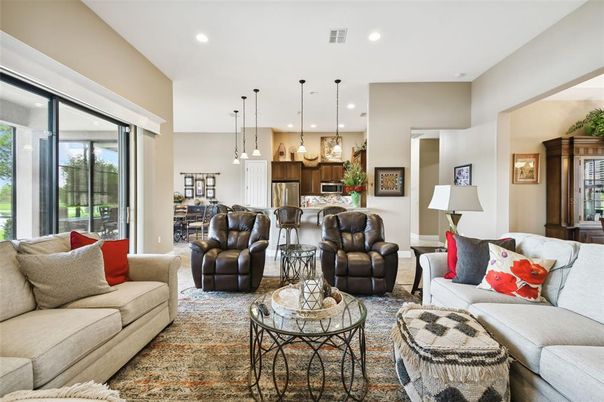 Interior, Kitchen, Living room, Pendant Lights, Recessed Lighting, Stainless Steel Appliances