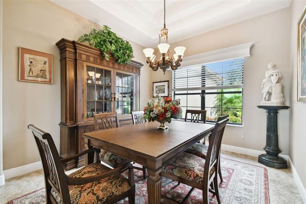 Chandelier, Dining room, Interior