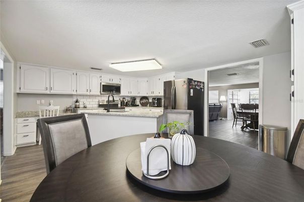 Dining room, Interior, Kitchen, Stainless Steel Appliances, Wood Texture Flooring