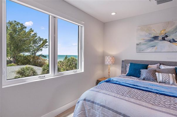 Bedroom, Interior, Recessed Lighting, Water