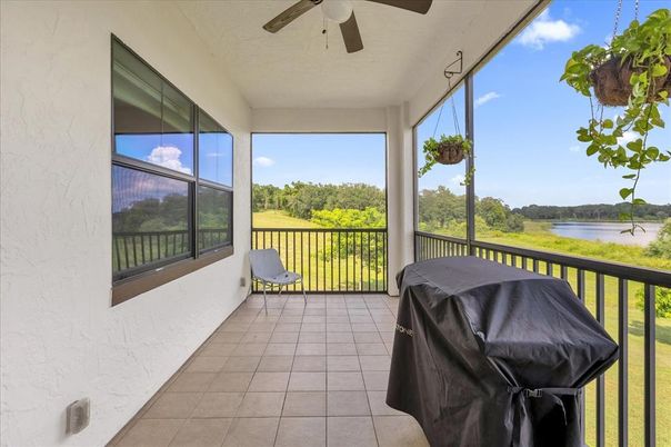 Interior, Sun Room, Water