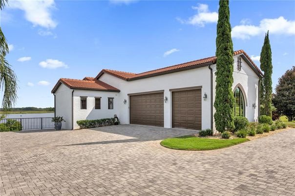 Attached, Exterior, Facade, Spanish Mediterranean