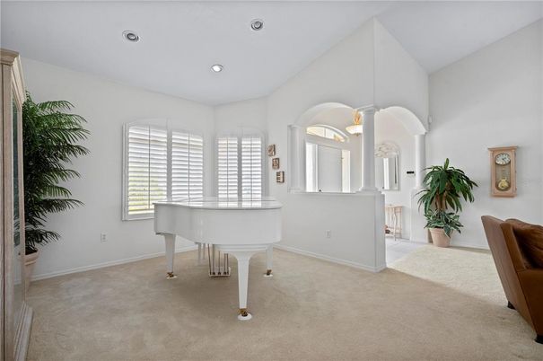 Interior, Pendant Lights, Piano, Recessed Lighting