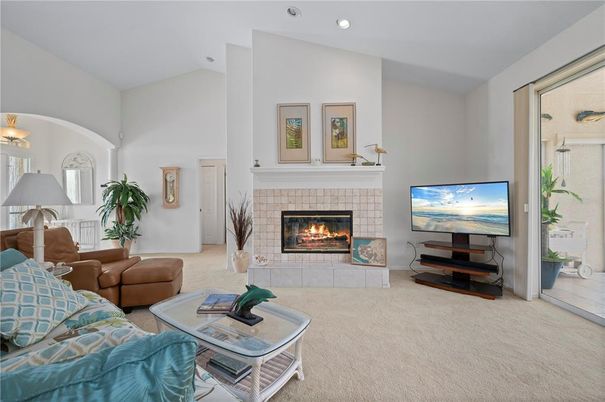 Fireplace, Interior, Living room, Recessed Lighting