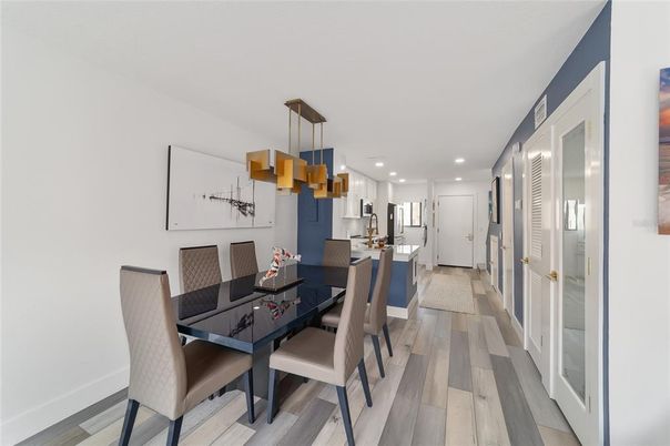 Dining room, Interior, Kitchen, Pendant Lights, Recessed Lighting, Wood Texture Flooring