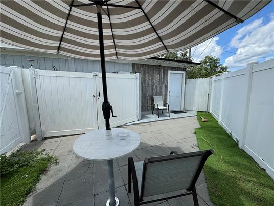 Backyard, Exterior