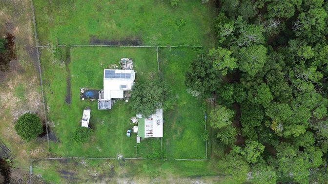 Exterior, Drone