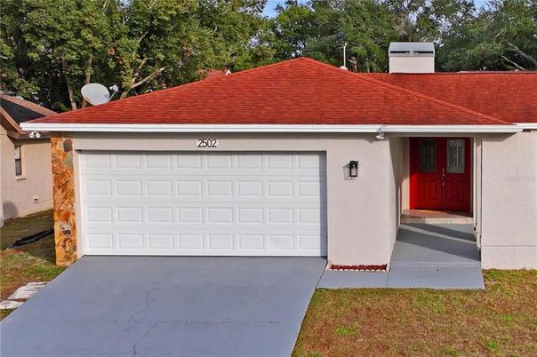 Detached Garage, Exterior