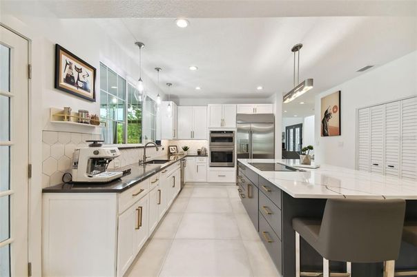 Interior, Kitchen, Pendant Lights, Recessed Lighting, Stainless Steel Appliances