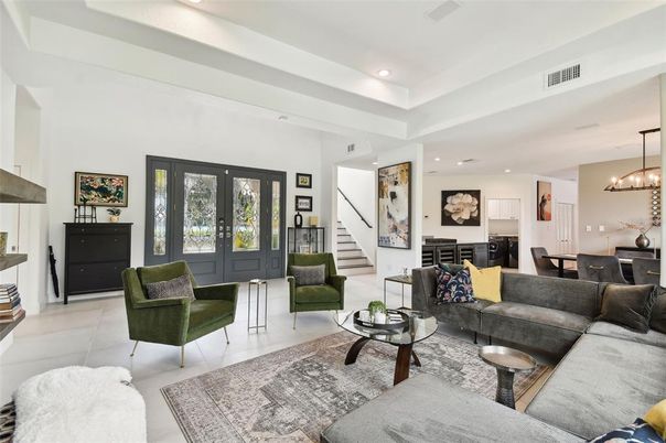 Dining room, Interior, Living room, Pendant Lights, Recessed Lighting