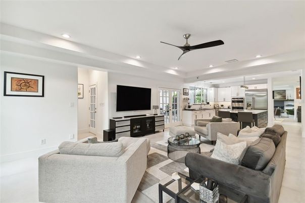 Interior, Kitchen, Living room, Recessed Lighting, Stainless Steel Appliances