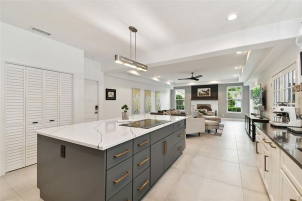Interior, Kitchen, Living room, Pendant Lights, Recessed Lighting