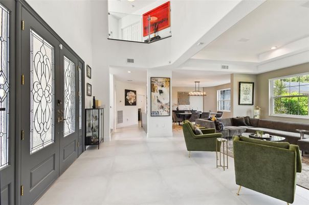 Dining room, Interior, Living room, Pendant Lights, Recessed Lighting