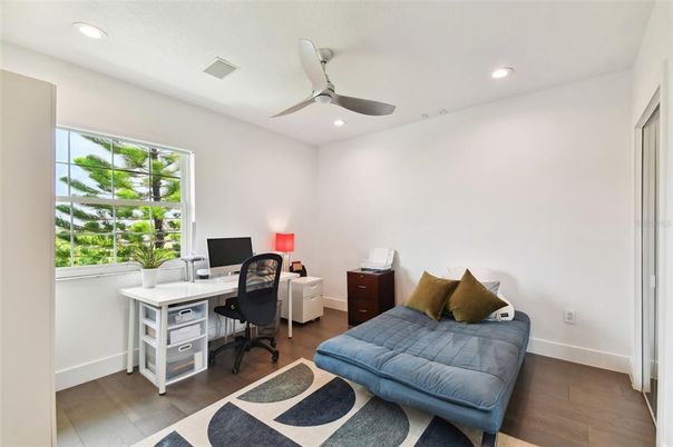 Home Office, Interior, Recessed Lighting, Wood Texture Flooring