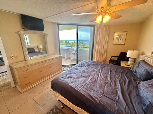 Bedroom, Interior, Water