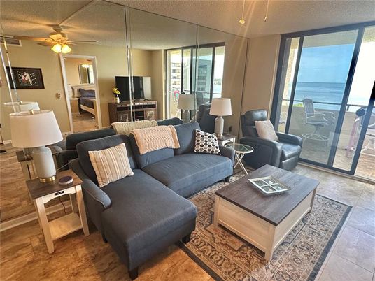 Interior, Living room, Water