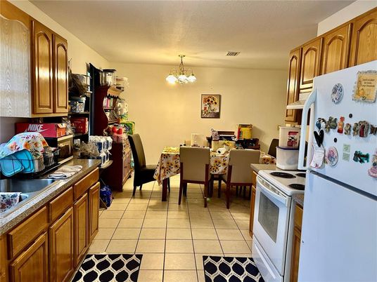 Chandelier, Dining room, Interior, Kitchen