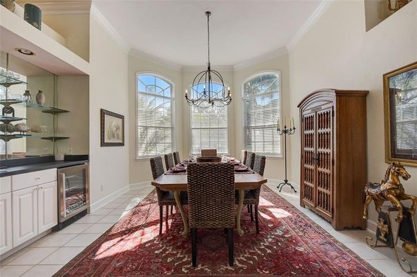 Chandelier, Dining room, Interior