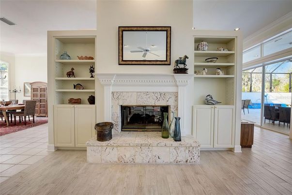 Dining room, Fireplace, Interior, Recessed Lighting, Wood Texture Flooring