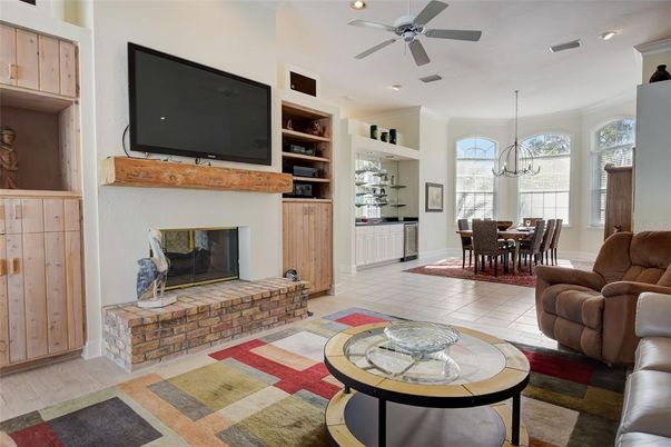 Chandelier, Dining room, Interior, Recessed Lighting