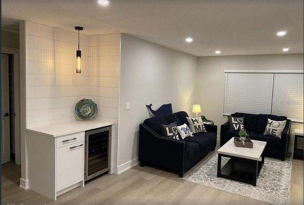 Interior, Living room, Pendant Lights, Recessed Lighting, Wood Texture Flooring