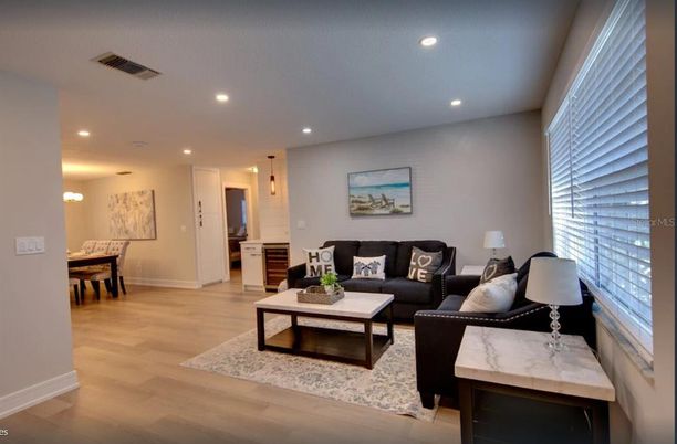 Dining room, Interior, Living room, Pendant Lights, Recessed Lighting, Wood Texture Flooring