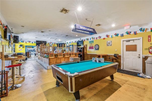 Billiard Table, Game Room, Interior, Recessed Lighting
