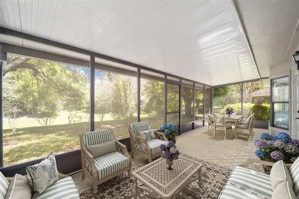 Dining room, Interior, Living room, Sun Room