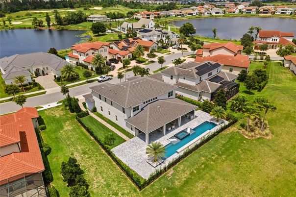 Exterior, Drone