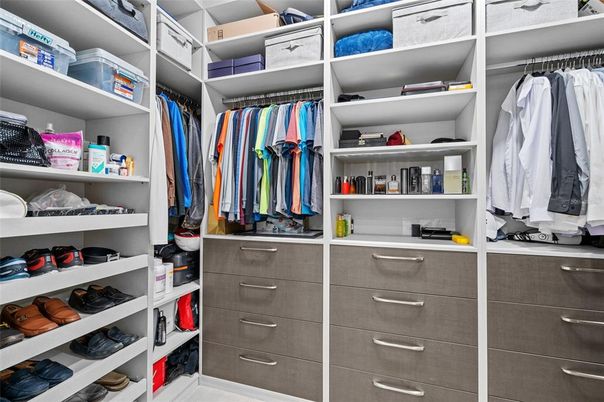 Interior, Walk-in Closets