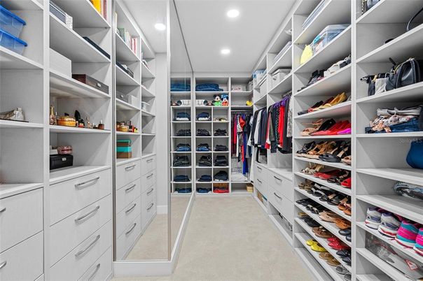 Interior, Recessed Lighting, Walk-in Closets