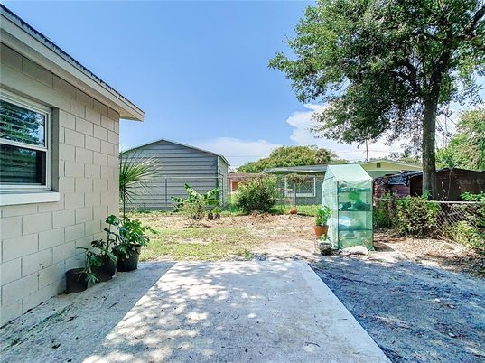 Backyard, Exterior