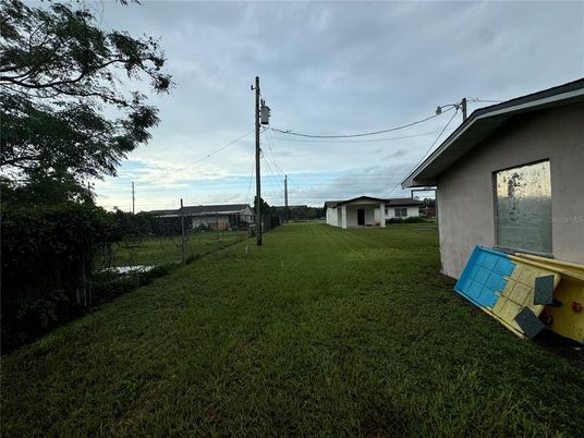 Backyard, Exterior