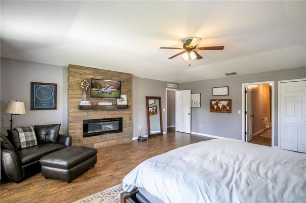 Bedroom, Fireplace, Interior, Wood Texture Flooring