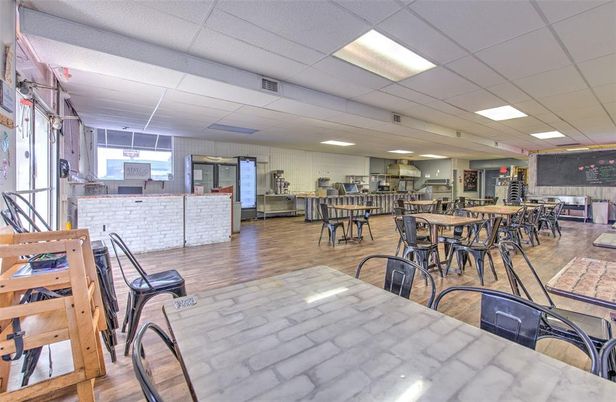 Dining room, Interior, Kitchen, Recessed Lighting