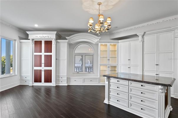 Chandelier, Interior, Recessed Lighting, Wood Texture Flooring