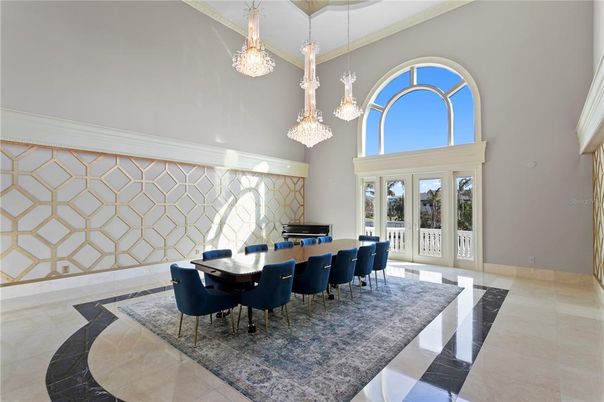 Chandelier, Dining room, Interior, Pendant Lights