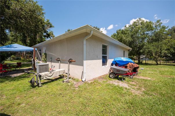 Backyard, Exterior