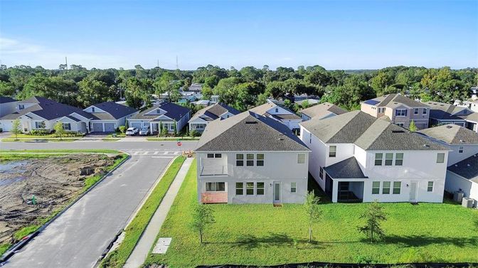 Exterior, Drone