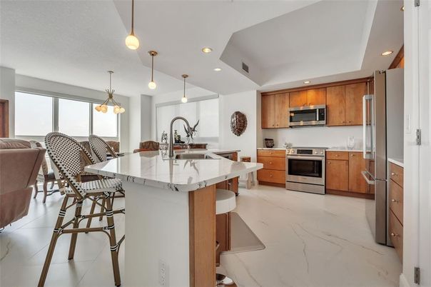 Interior, Kitchen, Pendant Lights, Recessed Lighting, Stainless Steel Appliances