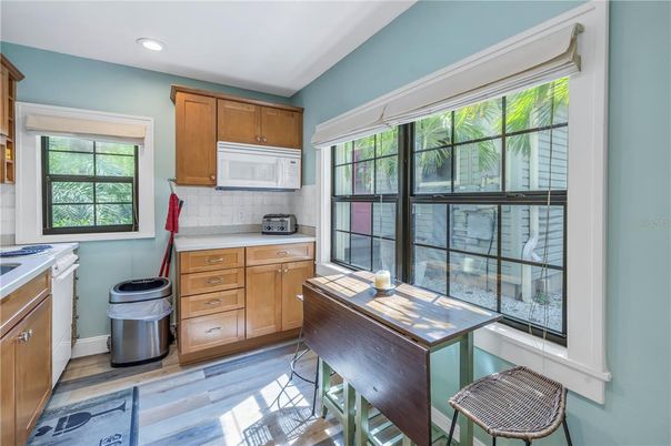 Interior, Kitchen, Recessed Lighting, Wood Texture Flooring