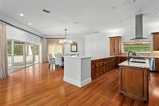 Chandelier, Dining room, Interior, Kitchen, Recessed Lighting, Wood Texture Flooring