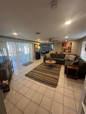 Dining room, Interior, Living room, Recessed Lighting