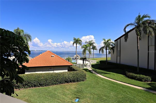 Backyard, Exterior, Water
